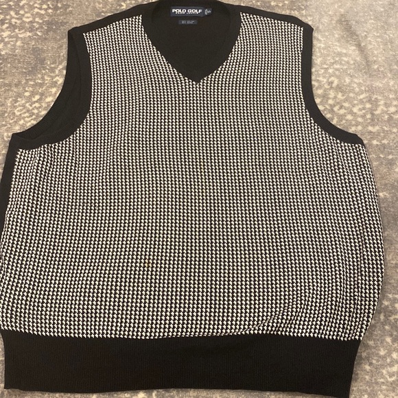 POLO GOLF BLACK AND WHITE HOUNDS TOOTH SWEATER VEST XL - Picture 2 of 9